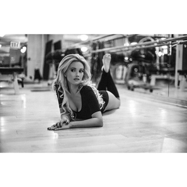 Getting a little workout in before @mondaysocial tonight! #MNS #projectclubla