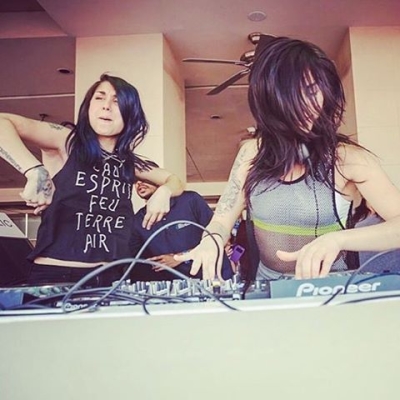 Tonight the ladies of @krewella are taking over #projectclubla for Yasmine's birthday, All proceeds go to Charity @danceforparalysis , Get your tickets and tables reserved before they sell out! 
Link in the bio
VIP: 201.452.8163 | vip@projectclubla.com
